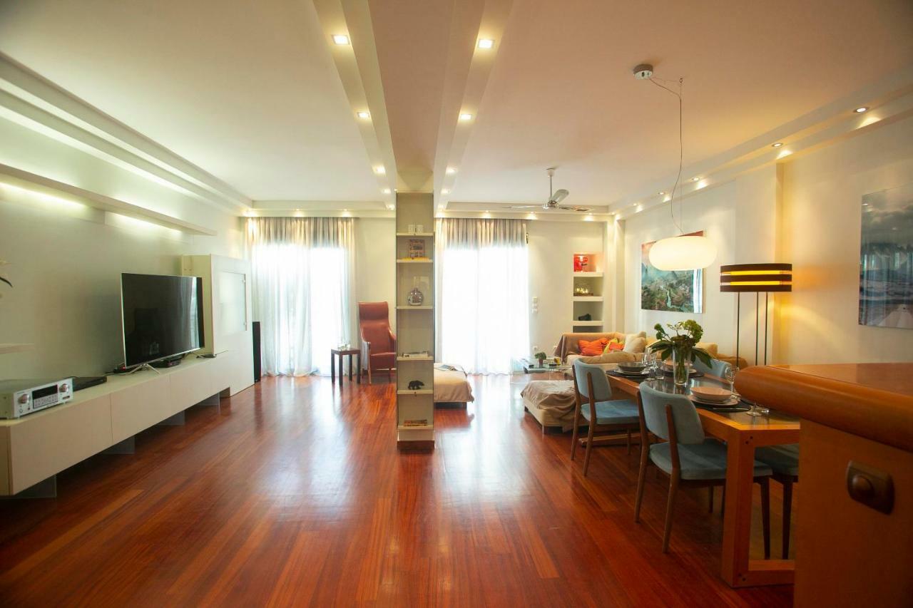 The Lux Gorgeous Apartment Thessaloniki Exterior photo