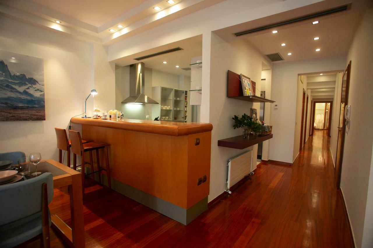 The Lux Gorgeous Apartment Thessaloniki Exterior photo